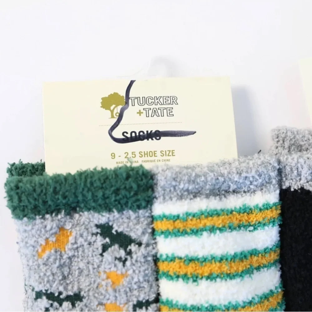 New Tucker + Tate 2 sets 4 pairs of kids socks Wolf Dino packs 9-2.5 non-slip